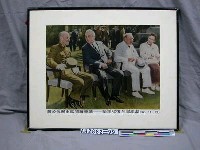 藏品(紀念抗日戰爭相關照片—蔣公伉儷出席開羅會議--堅主收復台灣澎湖（32.11.24）（翻拍）)的圖片